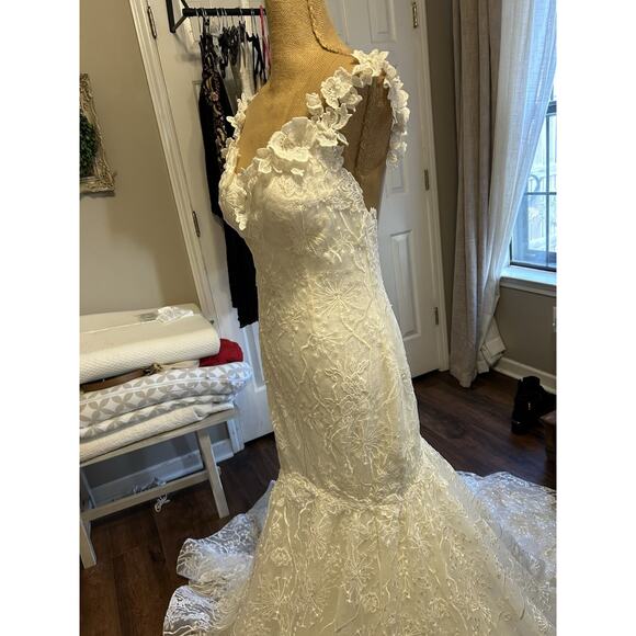 New with Tags Wedding Dress Size 4 - Picture 9 of 14